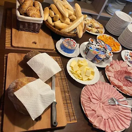 Glamping Challet Slunecno Cesky Raj Kamp alanı *
