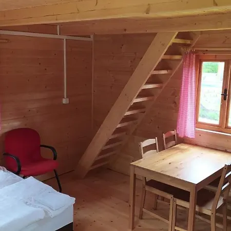 Parque de Campismo Glamping Challet Slunečno český Ráj *